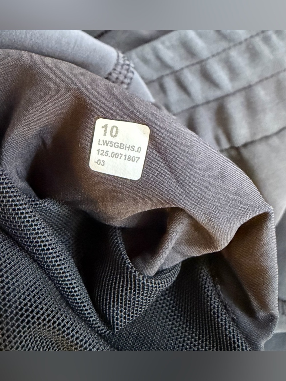 Lululemon Softstreme High-Rise Pant *Regular, Black, Size 10 - Picture 13 of 15